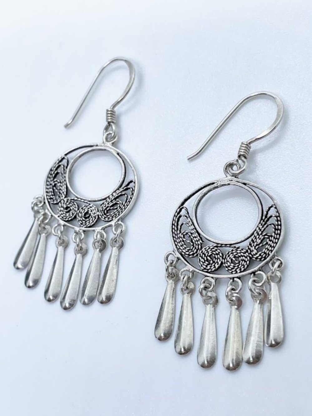 1980s Vintage Silver Earrings Rope circles and dangling raindrops SHINE in light
